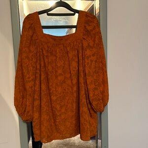 Lauren Conrad orange blouse. Lined body. Blousy 3/4 elastic sleeves. 100% poly.